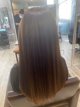 トレ(tre.) 甲子園口/髪質改善/縮毛矯正/ハイライト/酸性ストレート