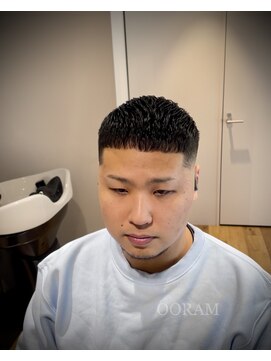 オーラム(OORAM) スキンフェードクロップ