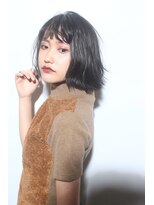 ロロ(LoLo.)&nbsp;寝ぐせ風ショートボブ とろみ ギブソンタックモードワンカール