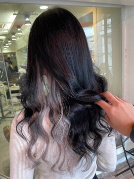 メロウ 神戸三宮(mellow) インナーカラー ホワイトシルバー【神戸/三宮】