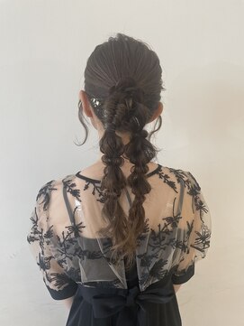 フレームセントラル(FRAME central) 《FRAMEcentral》ポニーテール×編みおろしツインテール