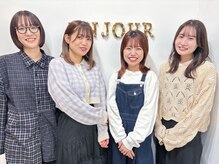 アンジュール(UNJOUR.)