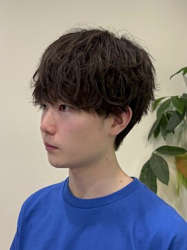 ビューエヒメ(VIEW EHIME) 韓国風センターパートシースルーバングメンズ透明感カラー