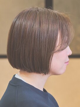 ノーブルスチュアート(NOBLE STUART) 首元すっきり×ツヤ感ミニボブ