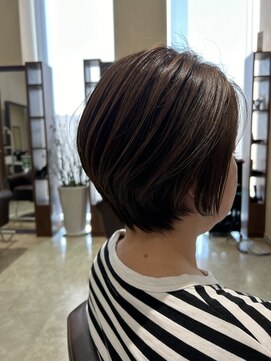 シャンプーボーイ セントラル 博多(SHAMPOO BOY central) ショート/ショートボブ/切りっぱなし/博多