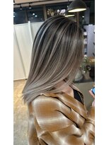 メリー オオサカ(Merly Osaka)&nbsp;大人気！グレージュ バレイヤージュ