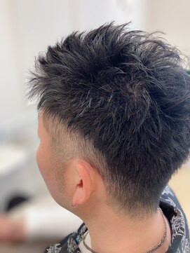 マドレス(m'addresse) 刈り上げスパイキーショート