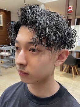 アートランドユージン(art land u-jin)の写真/骨格/髪質/クセにあわせたメンズパーマが得意◎再現性が高く、簡単スタイリングで朝のセットも楽になる♪