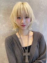 トルネード(TORNADO)&nbsp;レイヤーボブ　韓国ヘア　ホワイトブロンドM2025.7.25