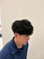 トイロ(toiro)&nbsp;シャドウパーマツイストスパイラルパーマフェザーパーマ30代
