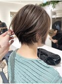 大人ハイライト白髪ぼかし　30代40代人気ショートヘア