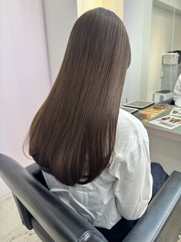エリンヘア(ELIN hair.)の写真/柔らかく、自然に。大人女性の縮毛矯正