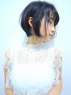 ラウンジ モリオ イケブクロ(Lounge MORIO Ikebukuro) 【morio池袋】2018年秋冬流行る髪型黒髪おとなショート