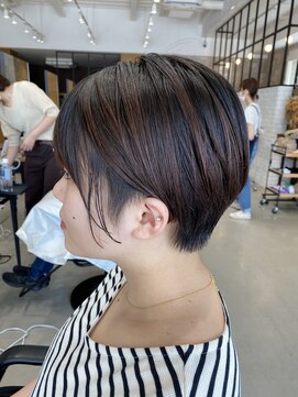 ザ シー 海老名(The C) [The C 岩崎あつき] 大人の刈り上げマッシュショート◎