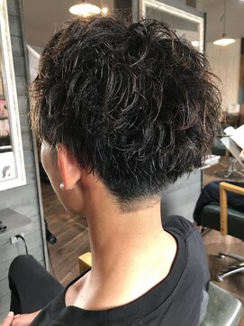 ヘアーデザイン ディードット(Hair design D.) 無造作パーマスタイル