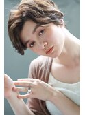 Chlom☆新宿 ハイライトベージュイルミナカラーハンサムショート