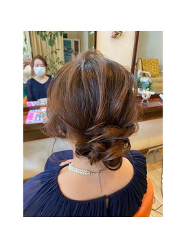 キキ 美容室(KIKI) ヘアアレンジ