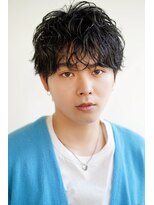 ライラ(Lyla)&nbsp;無造作質感　肩の力の抜けたシティーボーイスパイラルマッシュ