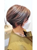 脱白髪染めしてオシャレな自分を取り戻しましょう