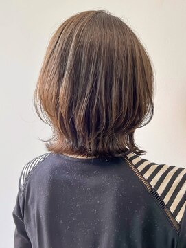 トレス(TRESS) 長めボブ　外ハネボブ　レイヤー　レイヤーボブ　原宿表参道渋谷