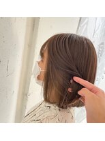 しっとりまとまる◎大人内巻きボブ/透明感ベージュ
