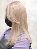 ロア 福岡天神本店(LORE)&nbsp;グレージュカラーレイヤーカットダブルカラーケアブリーチ