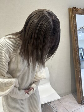 ケンジ 横須賀中央(KENJE) ぷつんとカット×グレージュ