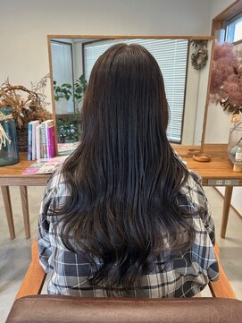 ツキ(TSUKI) オリーブ