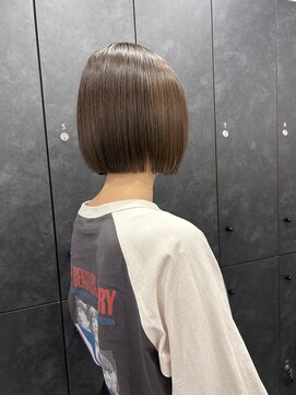 ヴィオットバイサロン(Viot by Salon) ミニボブ ナチュラルブラウンカラー