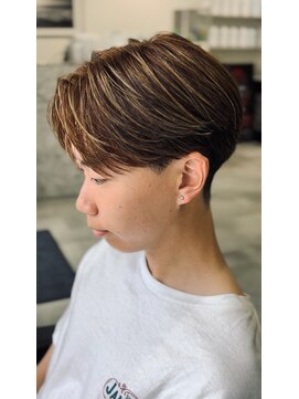 レボ(Revo) センターパートメッシュ！