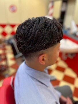 キングスマントーキョー 立川店(KINGSMAN TOKYO) ツーブロック73×パーマ