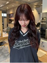 ゼストプラス(ZEST plus)&nbsp;深みレッドで叶う大人かわいいヘア