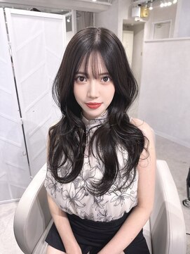 ミヨン(miyon) 【miyon】韓国トレンドハッシュカット＋暗髪カラー＋髪質改善