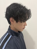 ヒュイル バイ ニアウ(Hwyl by Niau)&nbsp;メンズマッシュシャドウパーマスパイラルパーマニュアンスパーマ