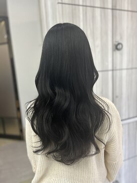 ブルーアッシュ　黒髪　暗めカラー