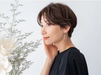 ヘアアンドコミュニケーション 佑の写真/《大人髪のエイジングケア》透明感ある上品なグレイカラーや、ナチュラルな白髪染めまでお任せ◎
