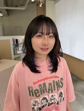 ルトワプラス(Lutowa plus) 小顔見えレイヤーカット