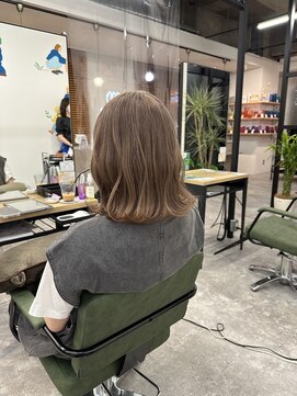 トリニティ 本厚木(trinity) ミルクティーベージュ/ブリーチあり/本厚木