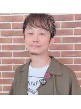 【カットのこだわりの強さNO.1おもしろ美容師】Ｓｔｙｌｉｓｔ 家村　一也（いえむら　かずや）