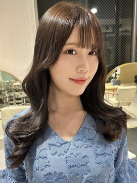 ティア(Tia.) 縮毛矯正/髪質改善トリートメント/ミディアムヘア/グレージュ