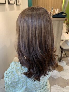 ムーン ティコブラーエ(moon tico brae) 11月(グレーベージュ/アッシュカラー/レイヤーロング)