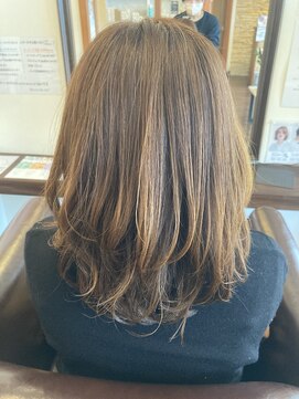 ヘアーメイク スロウ 蔵王店(Hair make Slow) ゆるふわレイヤースタイル