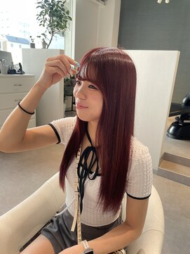 アム(amu) ワインレッド/赤髪/ボルドーカラー/暖色カラー/ピンクカラー