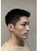 黒髪ビジネスマン刈り上げワイルドアップバング