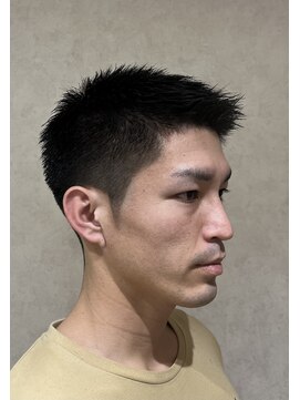 ヨシザワインク プレミアム 横浜 桜木町店(YOSHIZAWA Inc. PREMIUM) 黒髪ビジネスマン刈り上げワイルドアップバング