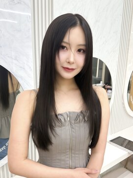 アマトウキョウ アユンチェ(AMA TOKYO×AYUNCHE) 韓国ヘア　2wayバング  レイヤーカット くびれヘア  顔周り/