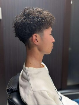 バーバーバー 都賀(BARBER-BAR) フォワードパーマ