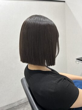 セカンド(Second) Second   ×　切りっぱなしボブ