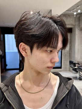 ファルベ(Farbe) フェザー/サーフカール/センターパート/波巻きツイスパ