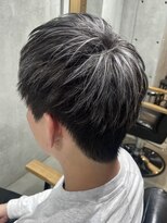 ブルニール 心斎橋(BLEUNIR) メンズハイライト シルバーメッシュ シルバーアッシュ